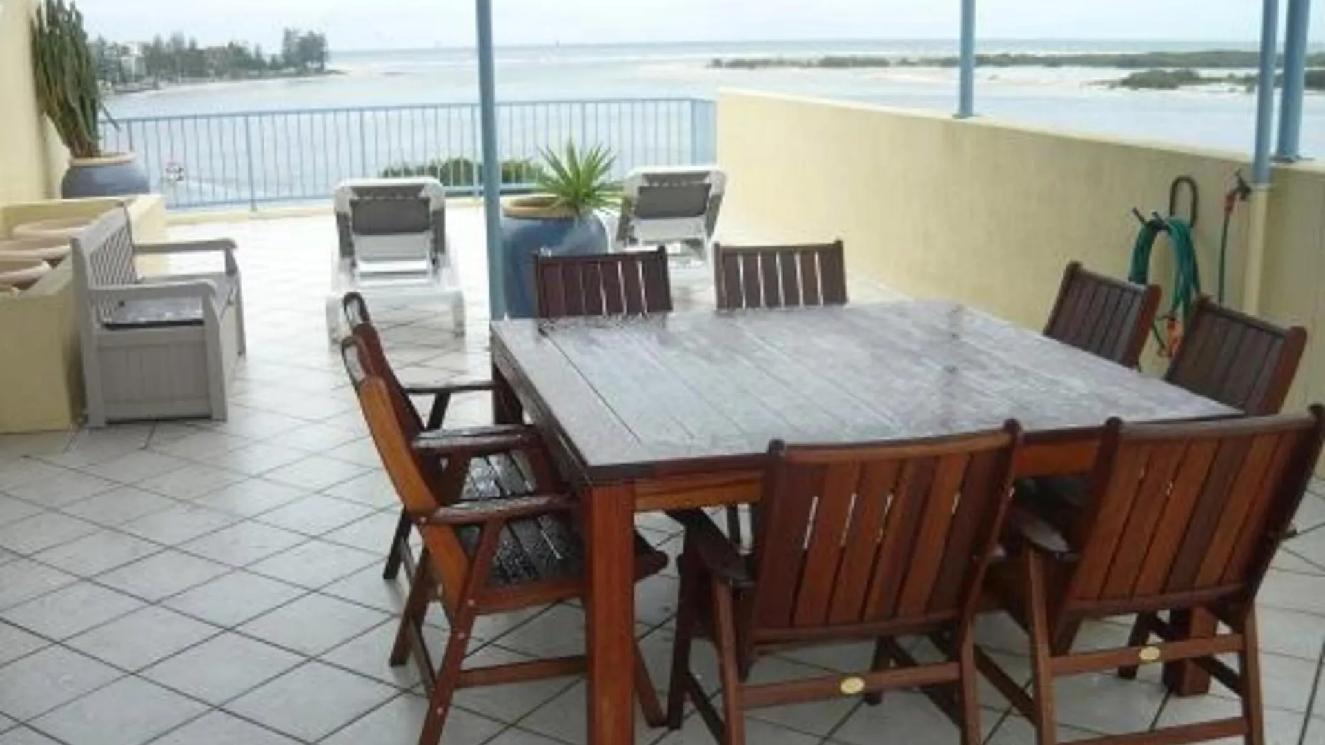 Sails Resort Golden Beach