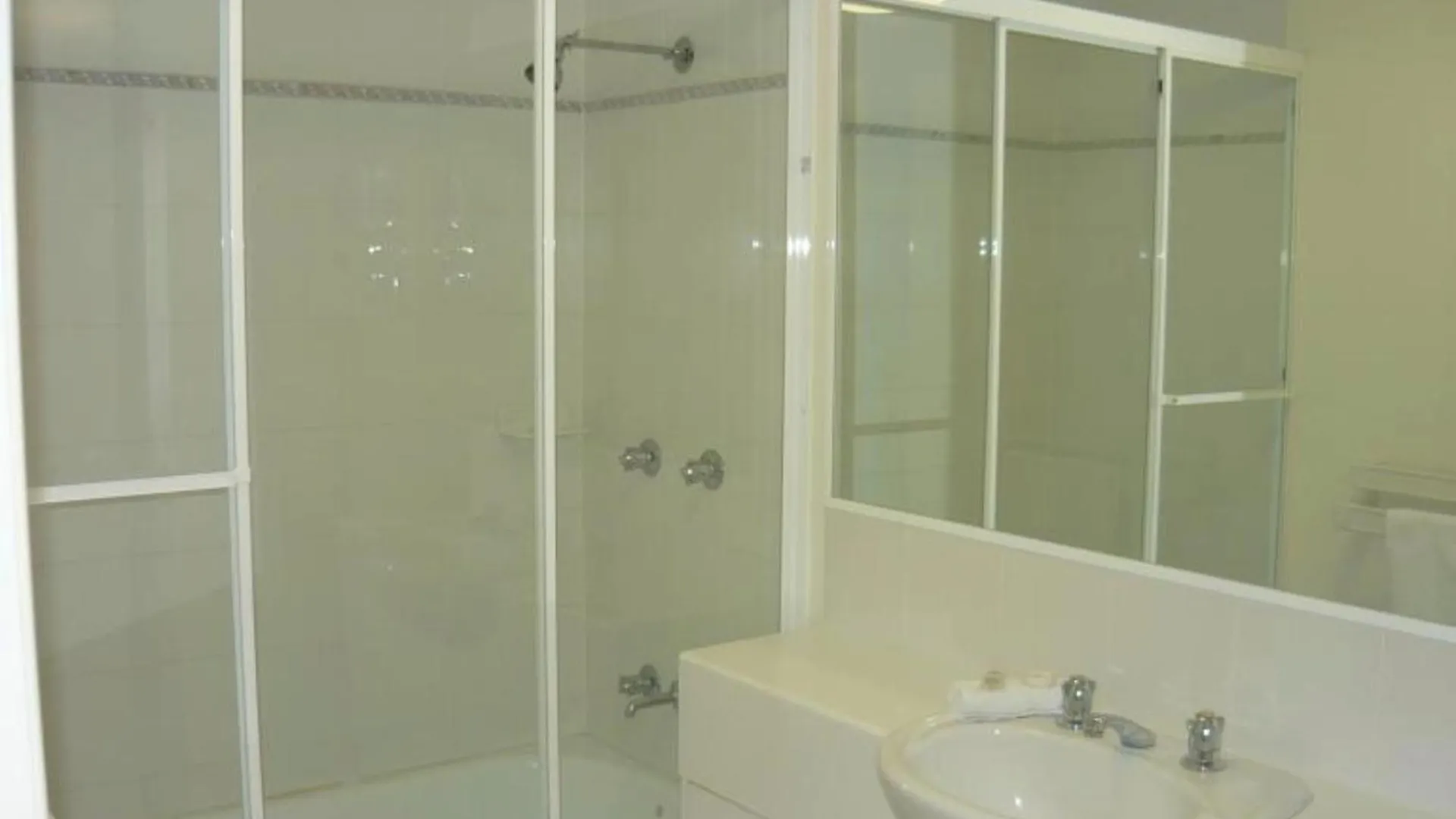Sails Resort Golden Beach