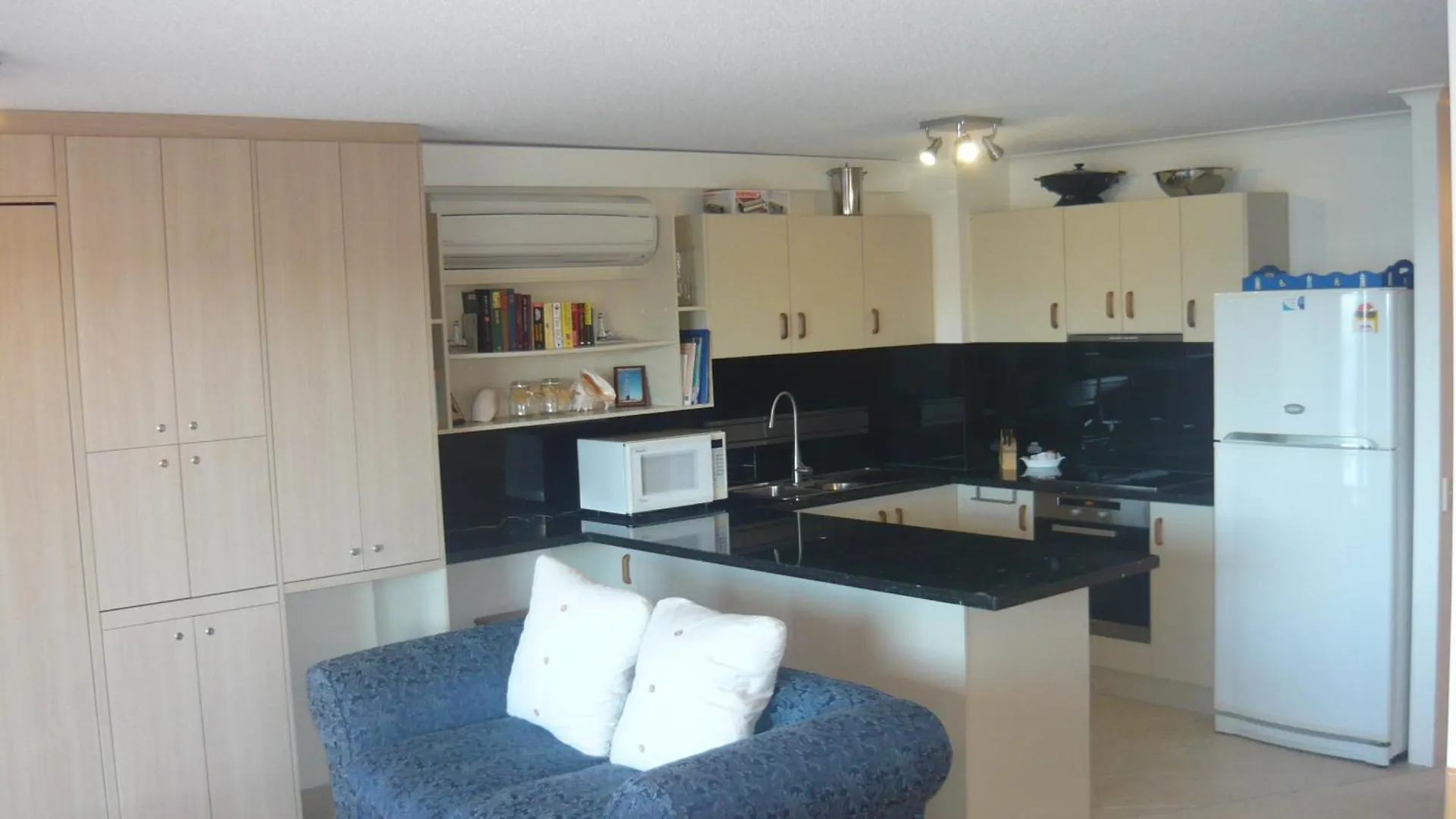 Sails Resort Golden Beach